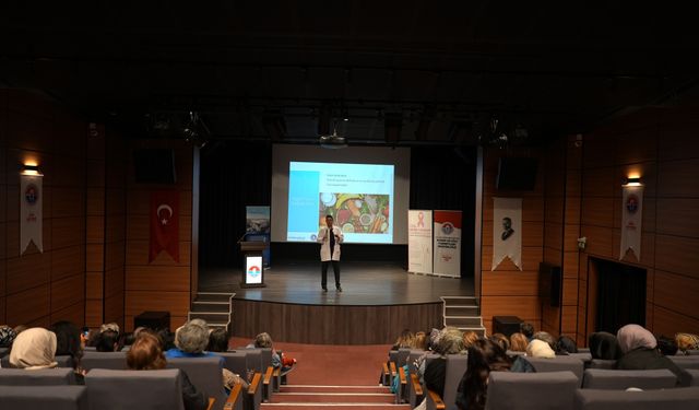 Maltepe Belediyesi’nden “Meme Kanseri ve Obezite” Paneli
