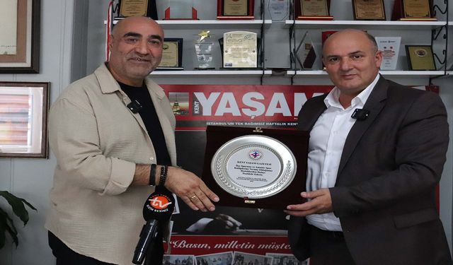 Küçükçekmece’de Amatör Spora Destek: Gençtürk’ten Yaşam Medya Grubu’na Teşekkür Plaketi