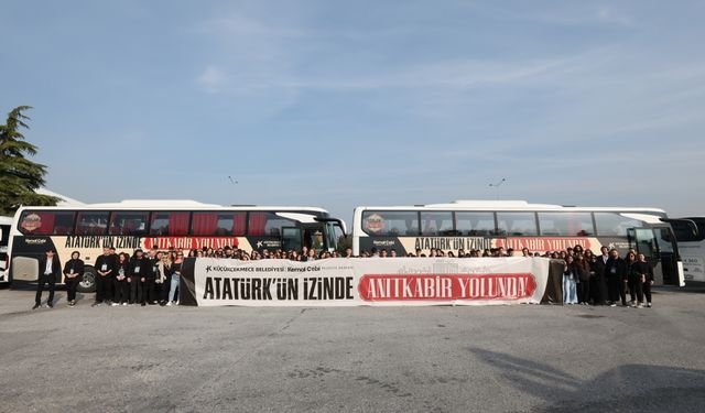 KÜÇÜKÇEKMECELİ GENÇLER ANITKABİR’DE