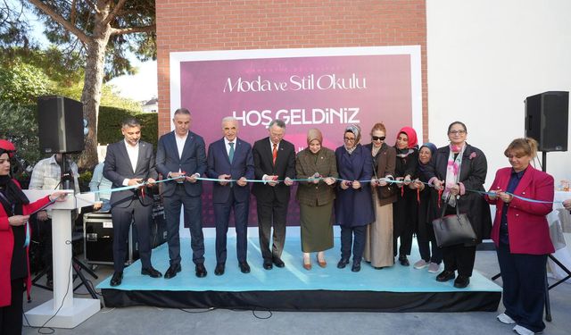 ÜMRANİYE’DE MODA VE STİL OKULU AÇILDI