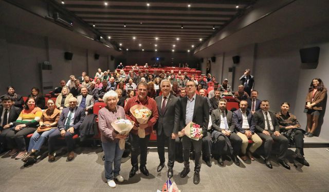 İETT, Türk Sinemasının Hafızasında Beyoğlu’nda Yeniden Canlandı