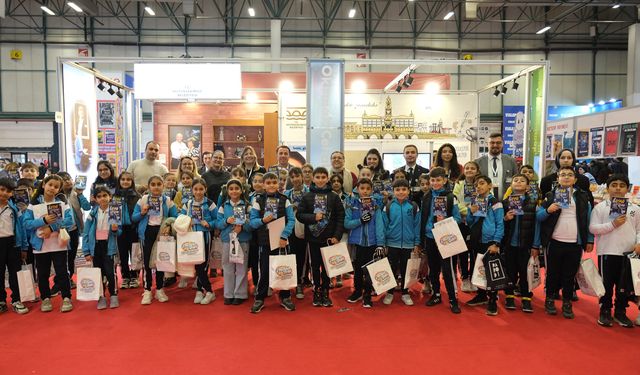 TÜYAP’ta Çocuk ve Gençlik Edebiyatı Üzerine Samimi Bir Buluşma