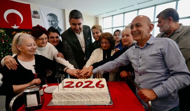 Kartal’da Yeni Yıl Coşkusu Meydanlardan Kültür Merkezlerine Taştı