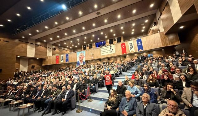 Esenler“Yoksulluk Kader Olamaz” Panelinde Emekliler Konuştu