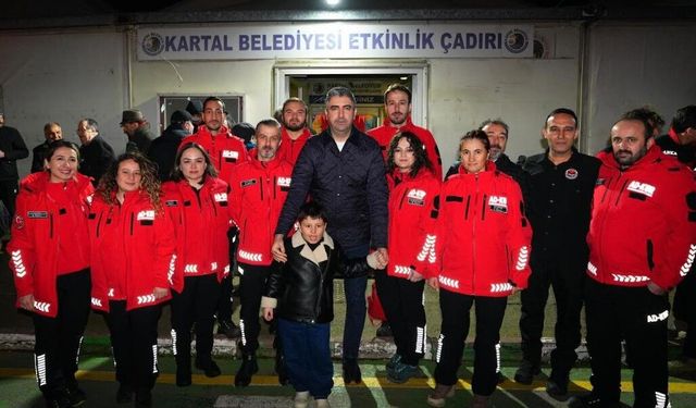 Kartal Belediyesi Afet Kahramanlarını Aynı Sofrada Buluşturdu