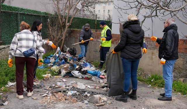 Maltepe’de Bayram Öncesi Gönüllülerle Temizlik Seferberliği