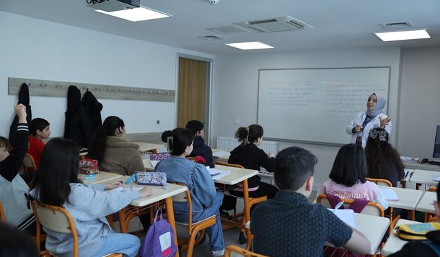 Yasin Yıldız: “25 bine yakın öğrenciye ücretsiz eğitim veriyoruz”