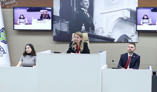 Bakırköy Belediyesi’nde yeni dönem şekillendi: Başkan vekilleri ve komisyonlar belirlendi