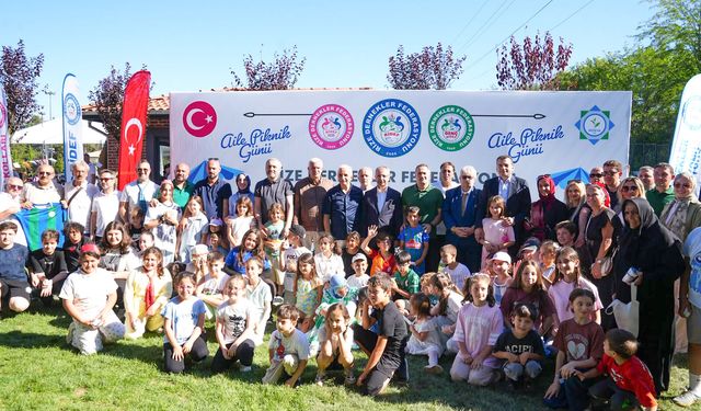 ÜMRANİYE'DE ANADOLU MİLLET BAHÇESİ HİZMETE AÇILDI