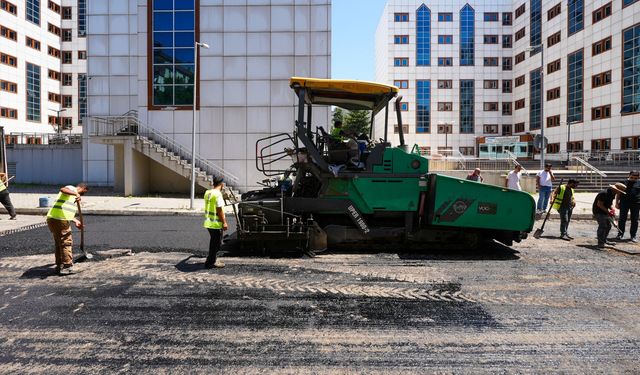 Maltepe’de Yol Yenileme Çalışmaları Aralıksız Devam Ediyor