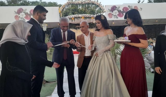 Ömür Boyu Mutluluğa "Söz" Verdiler