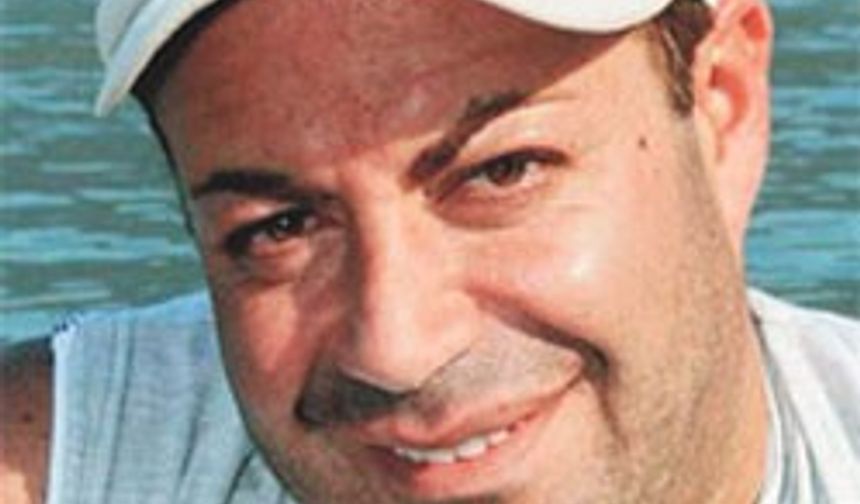 Altın Çağ albümünde DMC etiketiyle Tarkan &quot; Gül Döktüm Yollarına&quot; Göksel &quot; Depresyondayım &quot; Serdar Ortaç &quot; Doyamadım Aşklara &quot; şarkılarını okuyarak yıldızları albümünde buluşturan  Ürek şarkılara kattığı yeni yorumu müzik severlerden  tam not aldı.