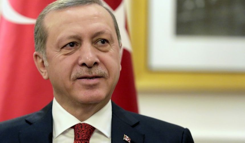 17-25 Aralık sonrası FETÖ itirafçısı olan eski FETÖ imamı: Tayyip Erdoğan’ın, İstanbul’da gireceği bir ameliyattan vazgeçtiğini duyan Ege Bölge İmamı, “Nereden uyandı bu adam!” diye bağırıyordu.