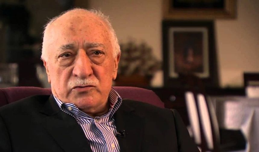 ABD Dışişleri Bakanlığı’nın Fethullah Gülen’le iletişim halinde olmadığını belirten Kerry, bunun ‘uygunsuz’ olacağını ifade etti.