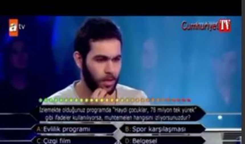 Kim Milyoner Olmak İster&#039;de dün akşam ODTÜ&#039;lü öğrenci 2. soruda elenirken verdiği tepki ekran başındakileri şok etti.