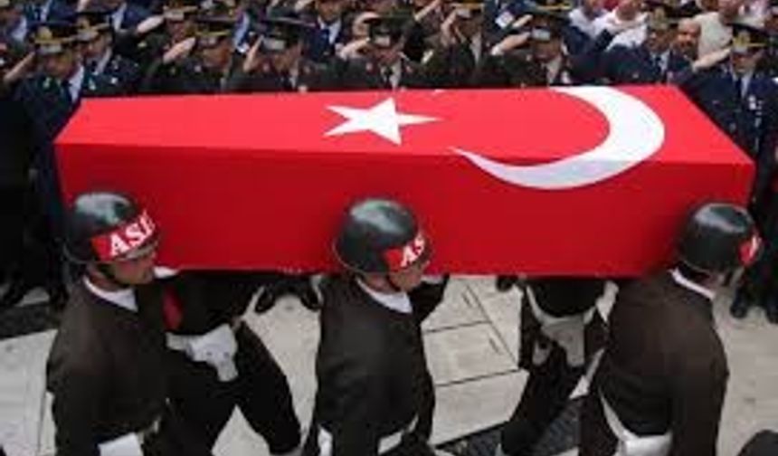 Uludere İlçesi Andaç Bölgesi&#039;nde bu sabah operasyon yapan güvenlik güçleri ile teröristler arasında sıcak temas sağlandı.