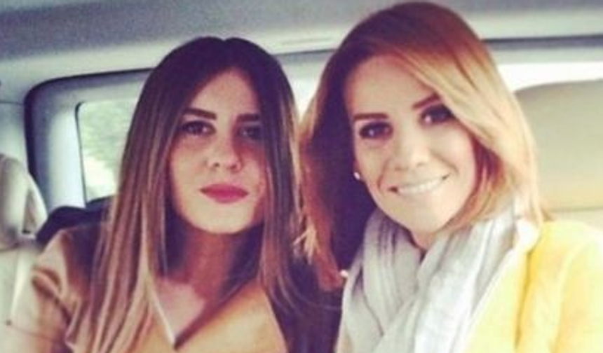 Türkiye&#039;de fenomen haline gelen evlilik programlarının başarılı
moderatörü Esra Erol&#039;un kız kardeşinin elinden tuttu.