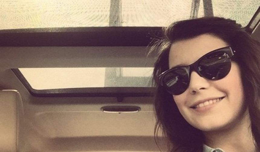 Kenan Doğulu&#039;nun Yenikapı&#039;daki mitinge yalnız katılması sonrası tüm gözlerin çevrildiği Beren Saat&#039;in Amerika&#039;da tüp bebek tedavisi gördüğü ortaya çıktı.