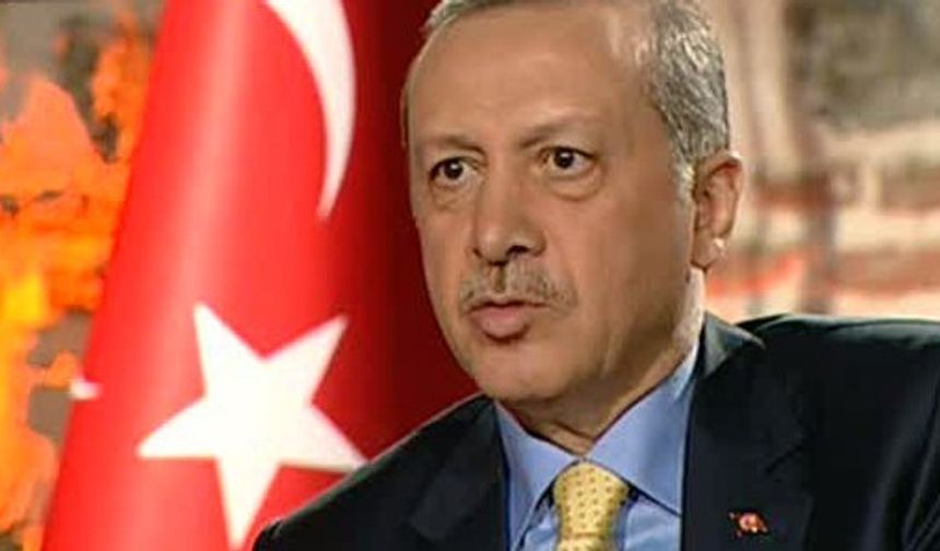 Ülkemizde seçim ile göreve gelmiş bir kişi, devleti ve bu milleti doğrudan temsil etmektedir. Bu nedenle bu kişilere karşı kişisel bir hakaret, fiil, söylem suç olarak kabul edilmektedir. Öyle ki bu tür durumlarda yapılan eylemler, tüm millete yapılmış olarak sayılmaktadır. Bu tür davranışları yapan kişiler hakkında inceleme başlatılmaktadır. Herhangi bir şikayet olmamasına rağmen bu konuda kişiler hakkında işlemler başlatılabilmektedir.