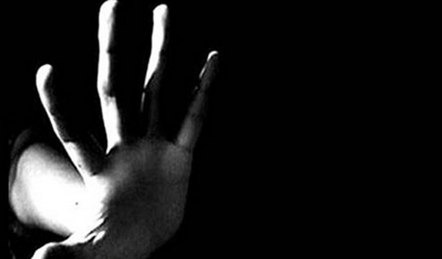 Ümraniye&#039;de, 31 yaşındaki inşaat işçisinin, öldürüp yakmakla korkuttuğu 16 yaşındaki baldızına günlerce tecavüz ettiği ileri sürüldü. Küçük kızın polise başvurması üzerine gözaltına alınan zanlının 1998 yılında Ankara&#039;da birlikte yaşadığı bir kadını öldürdükten sonra yaktığı tespit edildi. Zanlının Rahşan affıyla serbest kaldığı öğrenildi.