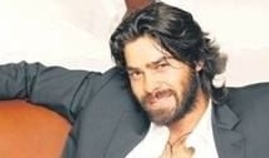 Survivor 2005: Uğur Pektaş 1979 doğumlu Uğur Pektaş, Survivor Türkiye yarışmasını kazandıktan hemen sonra başladığı oyunculuk kariyerine devam ediyor.