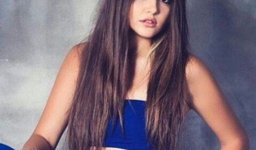 Hande Erçel 1993 Balıkesir Bandırma doğumludur. Güzel oyuncu Mimar Sinan Güzel Sanatlar Üniversitesi Geleneksel Türk Sanatları Bölümü’nde okumaya devam ediyor.