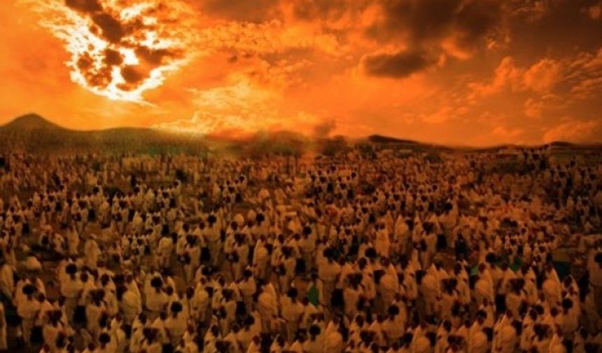 Allah insanları imtihana tabi tutuyor. Bu 6 özelliğe sahip kadınların Cehennemde azap göreceğini Peygamberimiz bildiriyor. Allah bizi bunlardan korusun.

Bir gün Fatıma validemizle birlikte Resulüllah huzuruna giren İmam-ı Ali , Nebiyy-i Ekrem efendimizi sürekli göz yaşı -Ya Resulullah , sizi böyle göz yaşı dökmeye sevk eden hadise nedir ? Ne için böyle coşkun ağlıyorsunuz ?