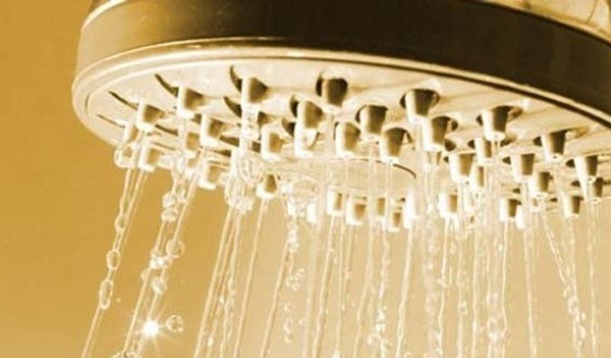 Ama bu vakitlerde banyo yapmak günah değildir, ihtiyaç olduğunda banyo yapılmalıdır. Mümkünse başka vakitler tecih edilmelidir. Bununla beraber bu vakitlerde banyoya girenlerin aklını kaybetmesi söz konusu değildir. Ama şunlar önemlidir