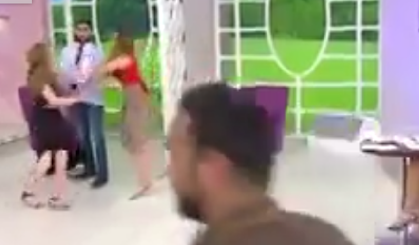 İŞTE O ANLAR ESRA EROL ŞOK OLDU!!