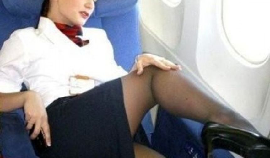 Pilotların uçuş öncesinde bazı gizli el hareketleriyle birlikte olmak istedikleri hostesleri seçtikleri ve uçuş sonrası otelde birlikte oldukları ifade edildi.