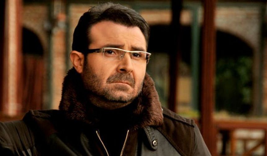 Bedirhan Gökçe kimdir, FETÖ&#039;cü mü Ayyıldız Tim ifşa etti. Sosyal medyada yayılan bir iddiaya göre ünlü sanatçı Bedirhan Gökçe, Fetullah Gülen&#039;in doktoru Kudret Ünal ile haberleşmiş.