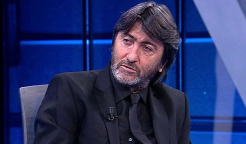 Ünlü futbol yorumcularından Rıdvan Dilmen, rahatsızlığı nedeniyle geçenlerde sevenlerine bir açıklama yapmış ve bir süre ekranlarda olmayacağını duyurmuştu. Rıdvan Dilmen bugün ameliyat olacak.