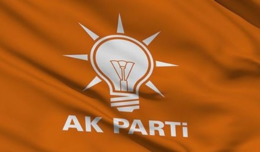 Cumhurbaşkanı Tayyip Erdoğan ile Başbakan Ahmet Davutoğlu arasındaki kritik görüşmenin ardından gündeme gelen olağanüstü AK Parti kongresinin en geç 5 Haziran Pazar günü yapılacağı, Davutoğlu&#039;&#039;nun aday olmayacağı haberi Ankara kulislerine bomba gibi düştü. Davutoğlu&#039;&#039;nun bırakacağı haberi beraberinde şu soruyu getirdi: Davutoğlu&#039;&#039;nun yerine kim gelecek?