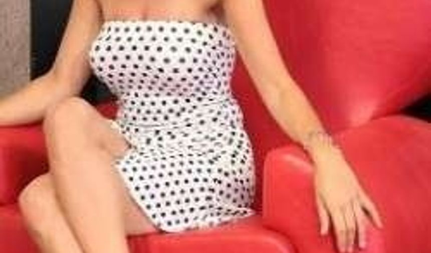 Elime bugün bir fotoğraf geldi ve o fotoğrafta locada oturan 2 kişi var. Gelenlerden biri yeni, diğeri 1 hafta önce geldi. Burada bir yakınlık kurmaları mümkün değil.
