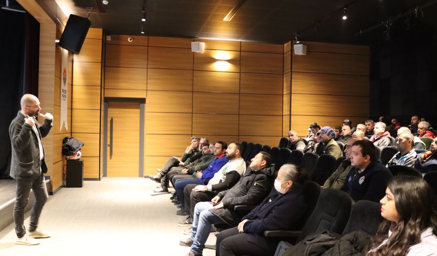 Maltepe’den kadınlara ‘Yanınızdayız’ mesajı