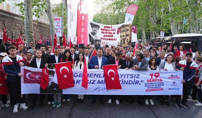 Beşiktaş’ta gençler bayramı doyasıya yaşadı