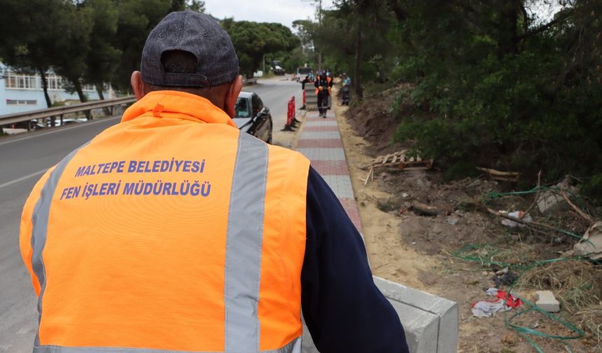 Maltepe’de kaldırımlar yenileniyor