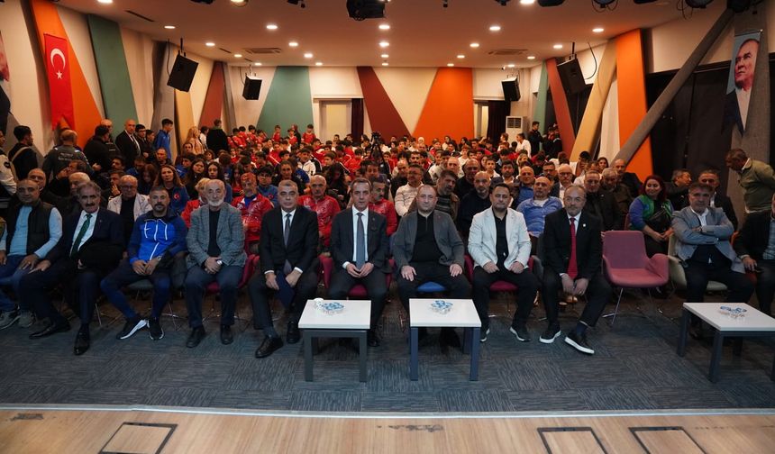 Beyoğlu’ndan Spor Kulüplerine 2,2 Milyon TL Yardım