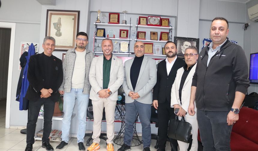 Anahtar Parti'den Samimi Bir Ziyaret: Küçükçekmece'de Hedef Büyük