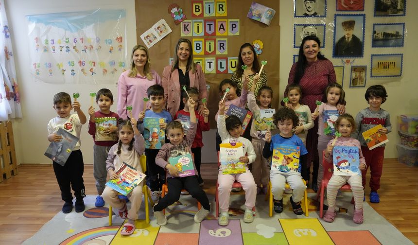 Kartal Belediyesi’nden Çocuklara Kitapları Sevdiren Etkinlik: ‘Bir Kitap, Bir Dostluk’