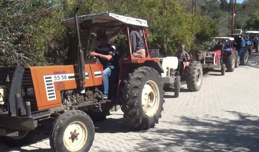 Osmaniye'nin Bahçe Köyü Sakinleri, Taş Ocağı Projesine Karşı Traktörlü Eylem Yaptı
