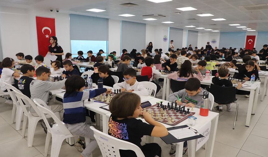 Atatürk’ün Gençleri Satrançta Buluşuyor