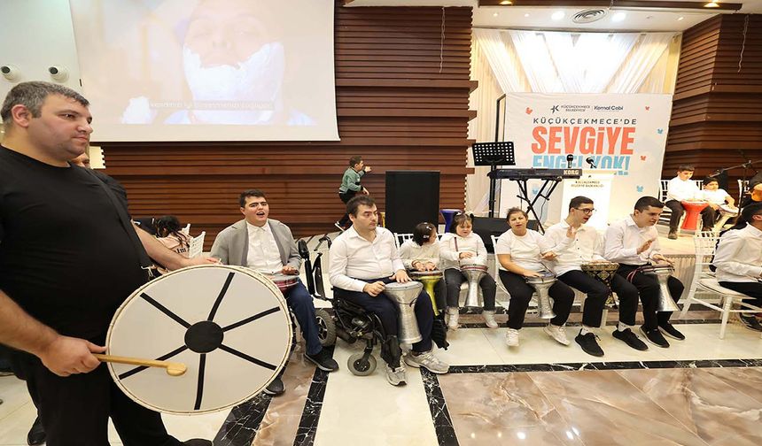 Özel Gereksinimli Bireyler Küçükçekmece’de Bir Araya Geldi