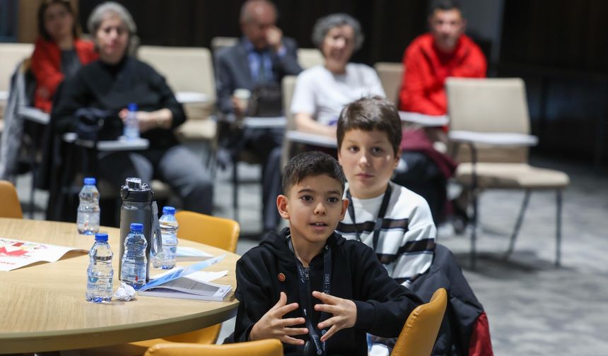 Bakırköy’ün Minik Meclis Üyeleri “Yuvarlak Masa”da Buluştu