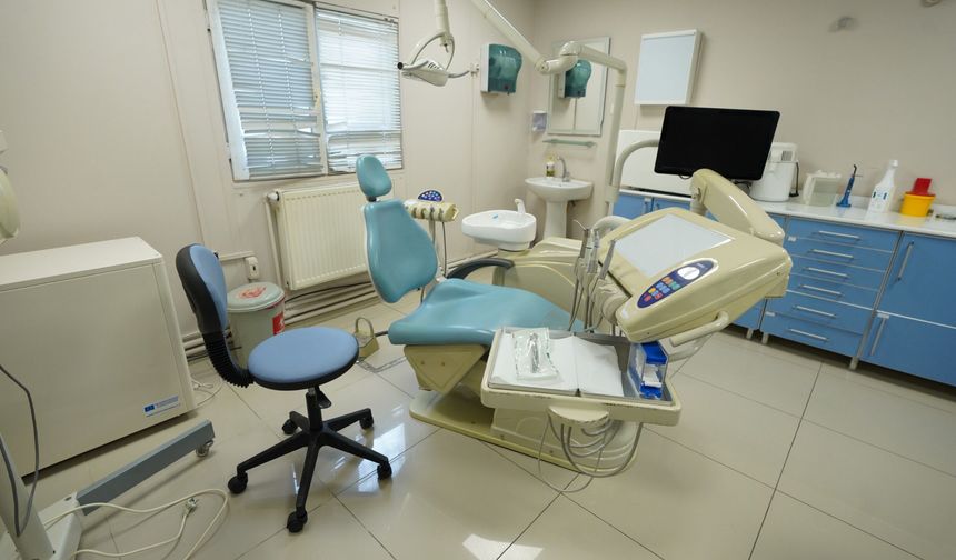 Avcılar Belediyesi’nden ücretsiz diş sağlığı hizmeti