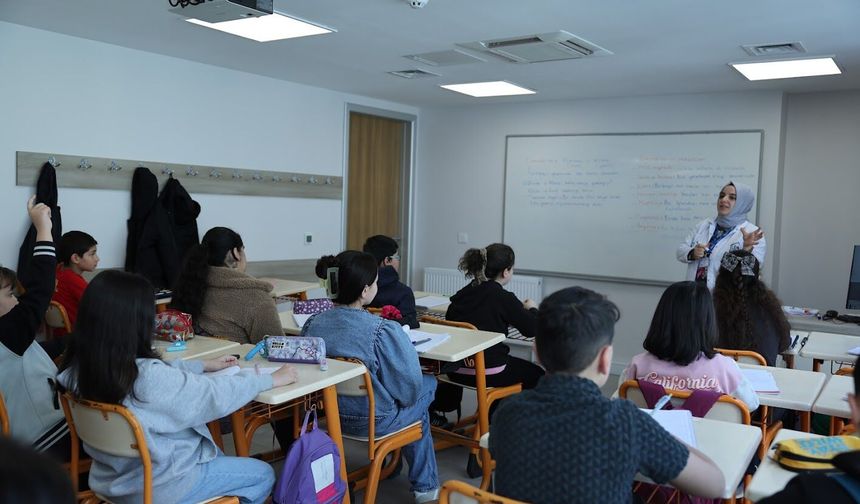 Yasin Yıldız: “25 bine yakın öğrenciye ücretsiz eğitim veriyoruz”