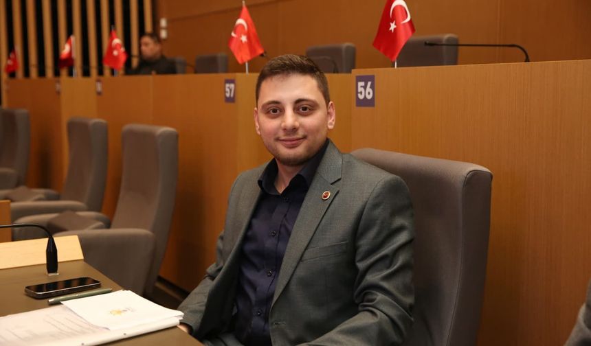 Küçükçekmece’de “yatırım” polemiği