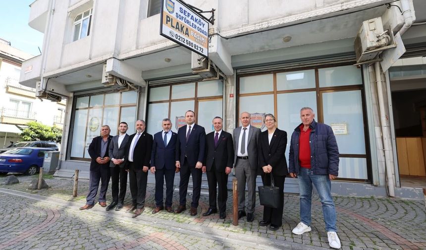 CHP heyetinden Sefaköy Kamyoncular ve Şoförler Esnaf Odası’na ziyaret