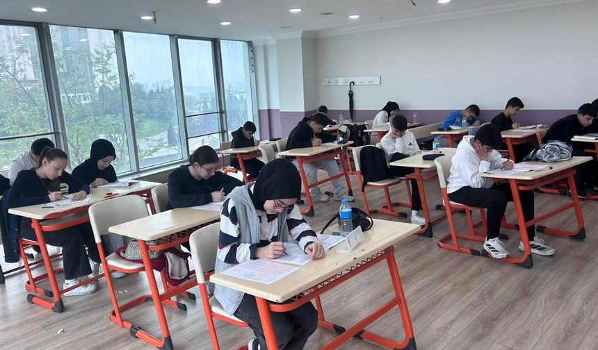 ESENYURT’TA ÜCRETSİZ LGS KURSLARINDAN 190 ÖĞRENCİYE NİTELİKLİ OKUL BAŞARISI