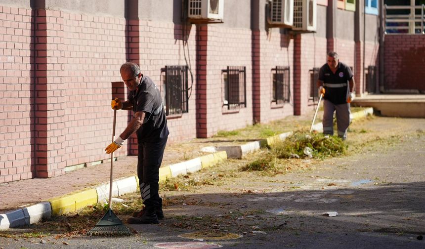 MALTEPE’DE OKULLAR YENİ EĞİTİM YILINA HAZIRLANIYOR